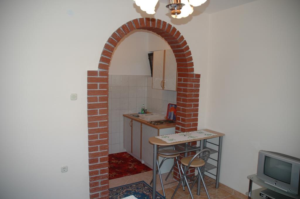 Apartment Latinovic Vodice Zimmer foto